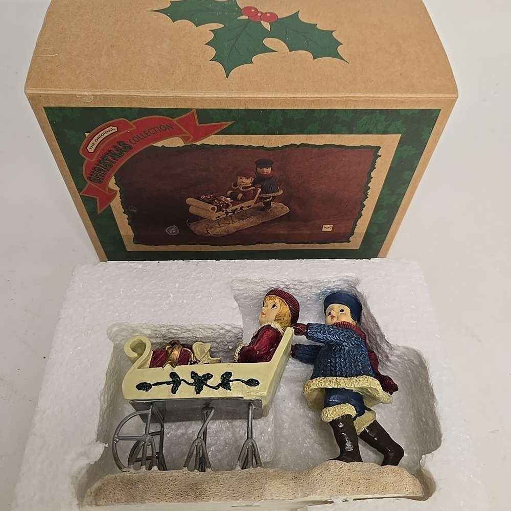 Cracker Barrel Christmas Collection Children Boy‎ Girl In Sled Figurine Winter